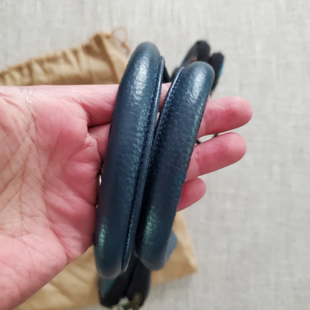 Anuschka Leather Purse - Picture 3 of 14